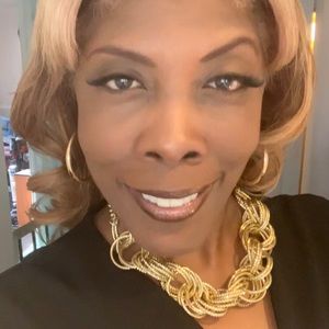 Meet your Posher, Bridget